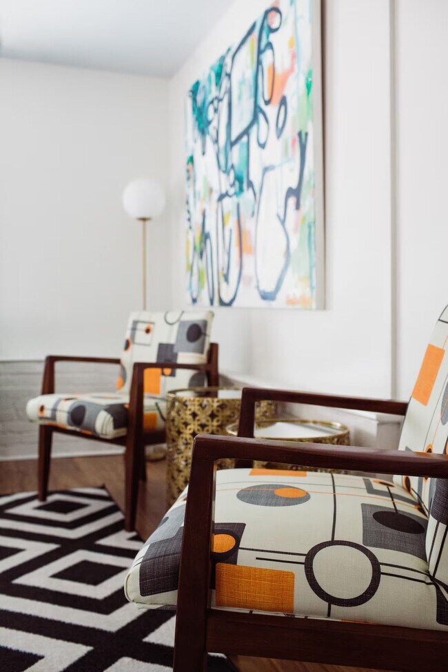 Building Photo - Lawrence House