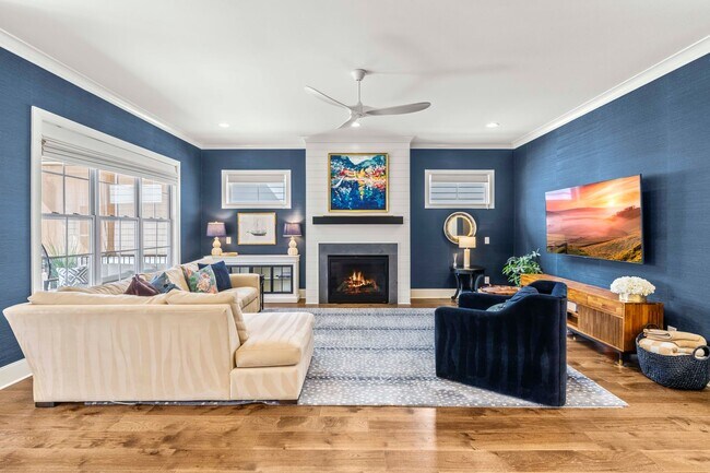 Building Photo - Incredible 5BD, 5BA North Raleigh Home with Bonus Room and Exercise Space