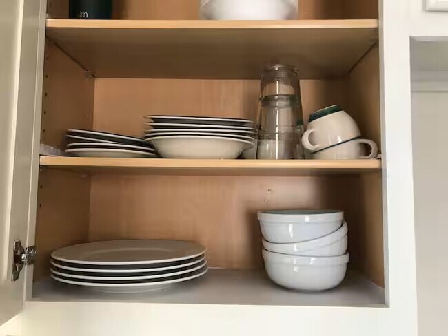 Building Photo - 3524 S Compton Ave