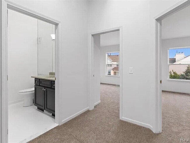 Building Photo - 2928 Prince Hall Dr