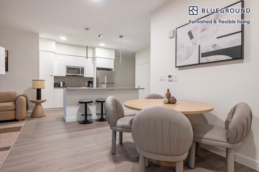 Building Photo - 3 Hawkins St