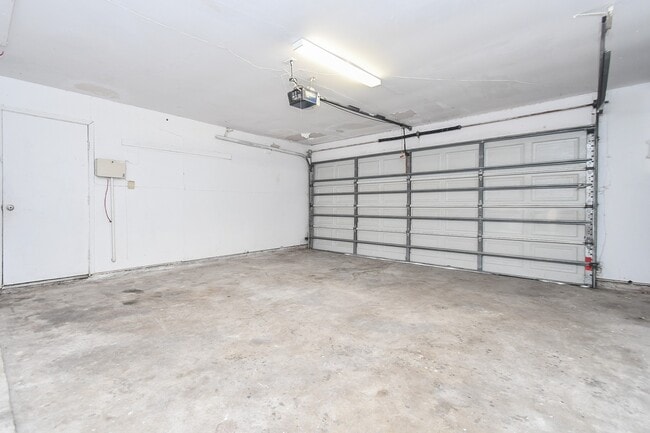 Building Photo - 12939 Westmere Dr