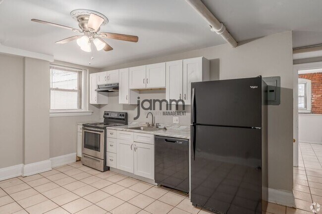 Building Photo - 2773 Hampshire-Unit 3