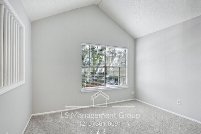 Building Photo - 6716 Windsor Hollow Dr