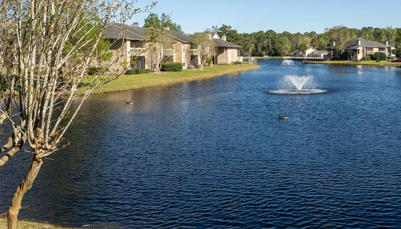 Building Photo - 10200 Belle Rive Blvd
