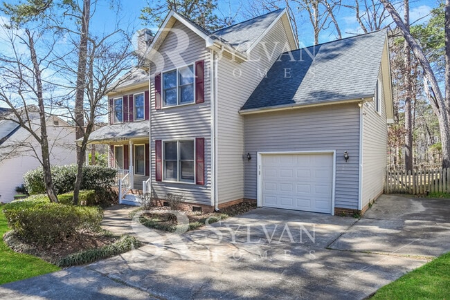 Building Photo - Lovely 3BR Colonial with Attached Garage!