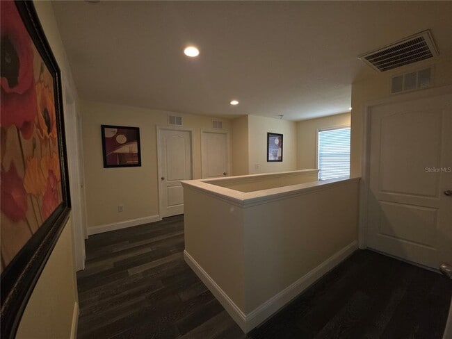 Building Photo - 16117 Starling Crossing Dr
