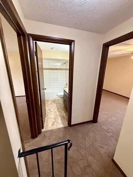 Building Photo - 3208 Cedar Grove Pl S