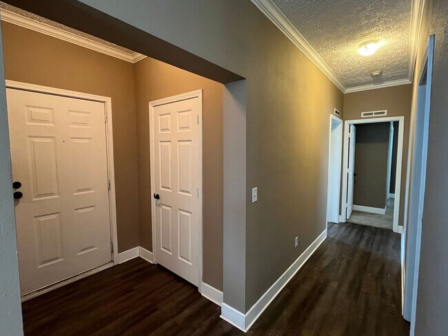 Building Photo - FURNISHED, Horse Farm Dream House