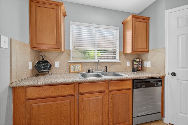 Building Photo - 12007 Green Bluff Ct