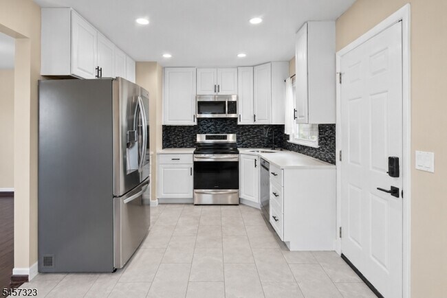Building Photo - 58 Jardine Rd