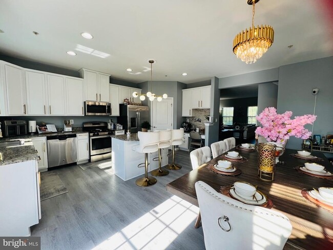 Building Photo - 2422 Baileys Pond Rd