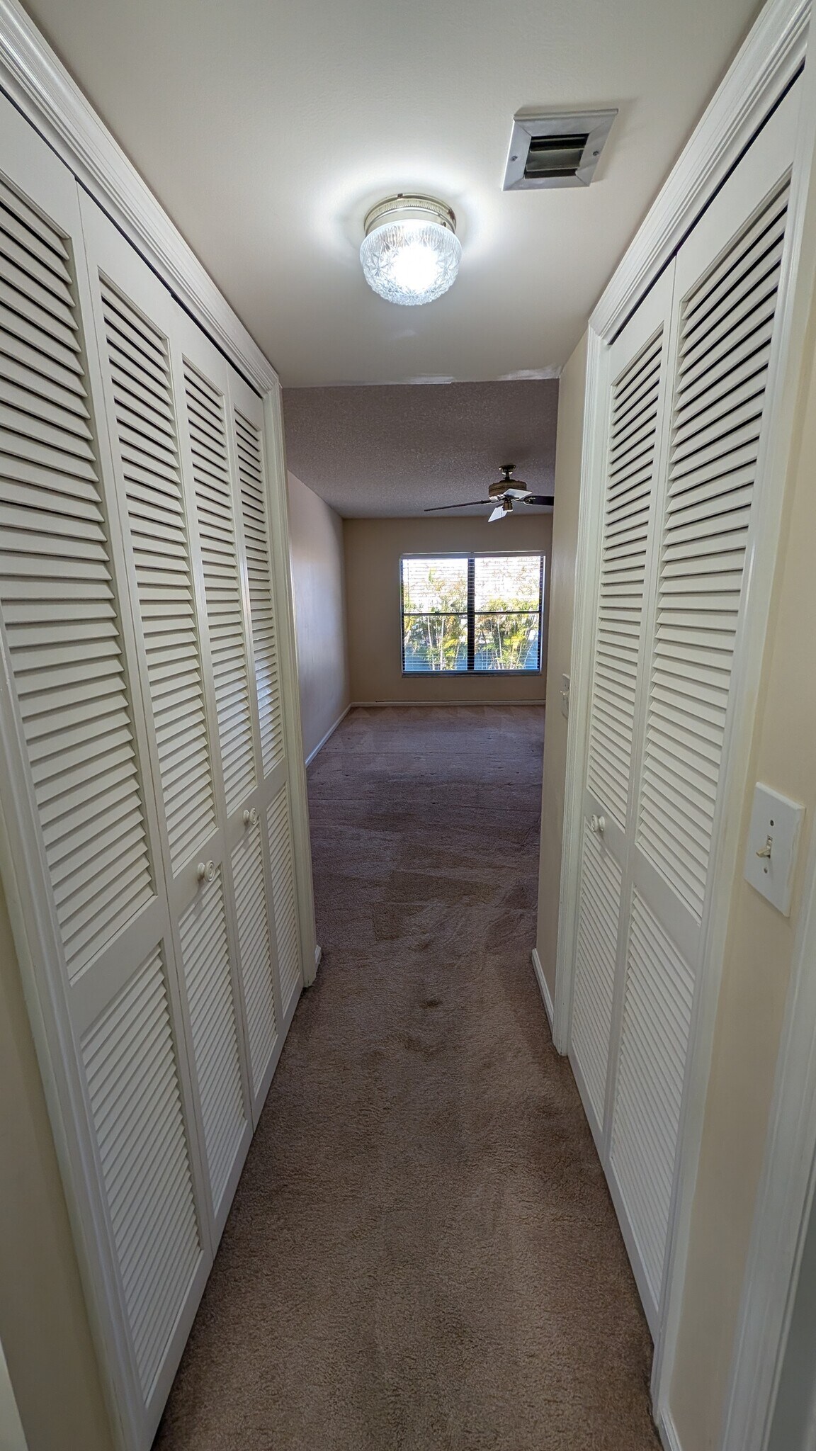 Ample Closets - 950 S Kanner Hwy