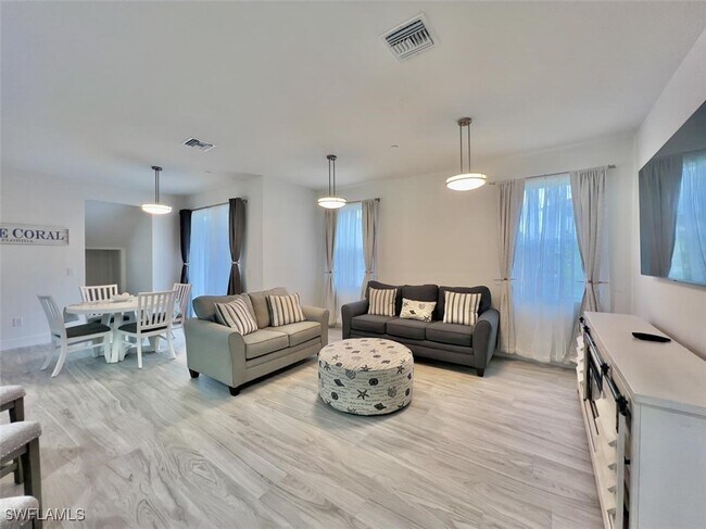 Building Photo - 5865 Shell Cove Drive
