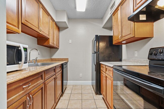 Building Photo - Serravella - 375-204