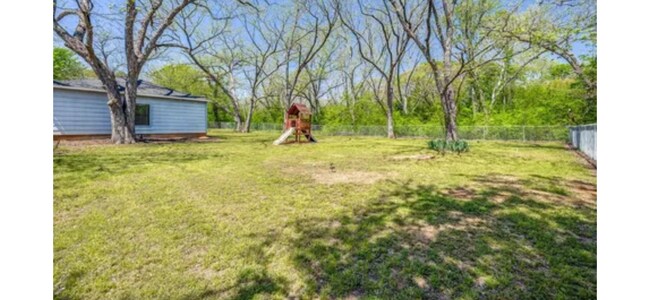 Building Photo - 2088 Co Rd 1215