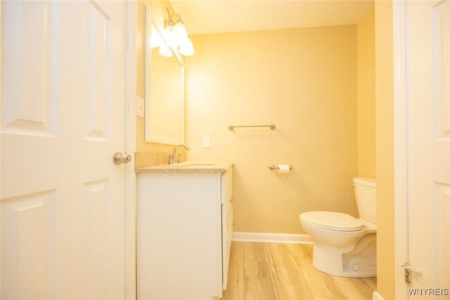 Building Photo - 2507 Cayuga St