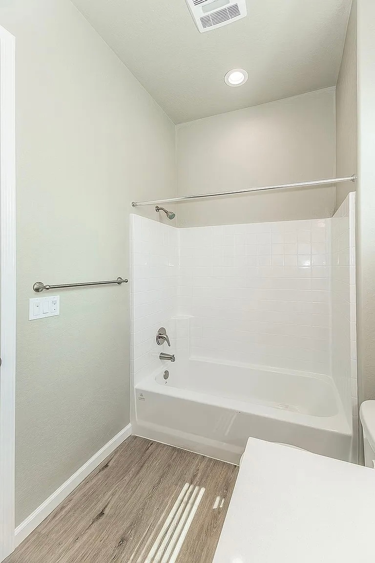 Building Photo - 6016 E Sussex Way