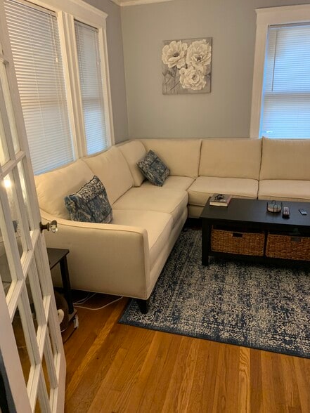 Building Photo - 28 Gilmore St