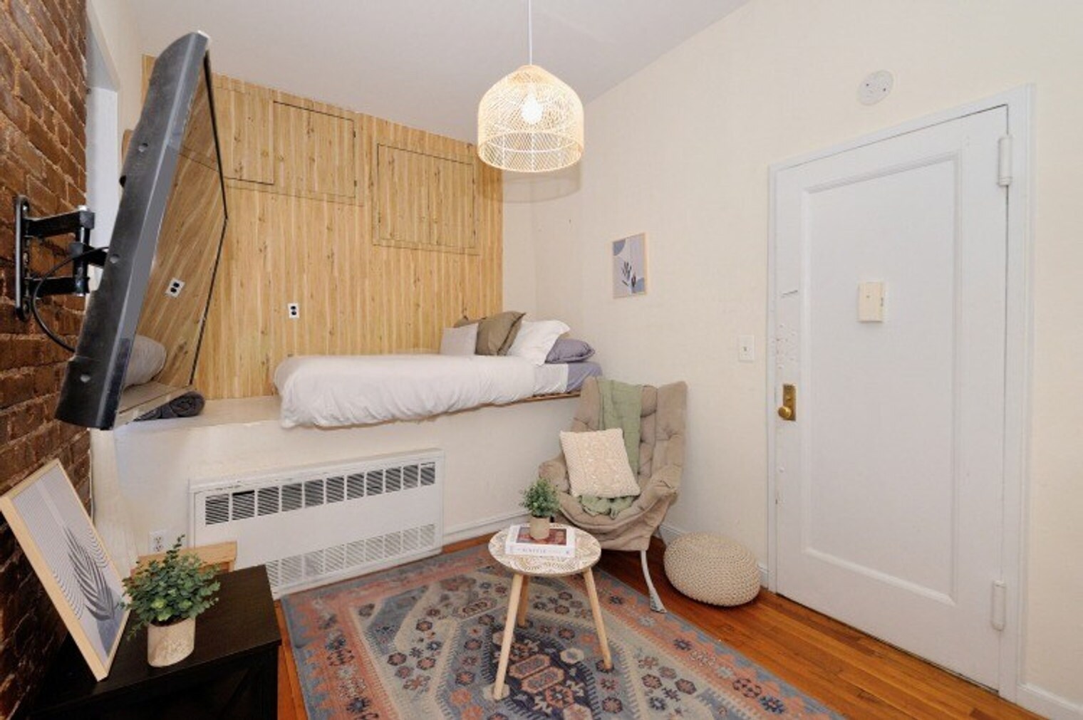 Building Photo - 293 E 92nd St