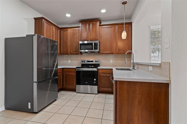 Building Photo - 3073 Peyton Brook Dr