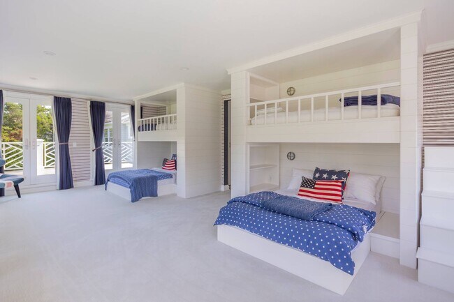 Building Photo - 59 First Neck Lane