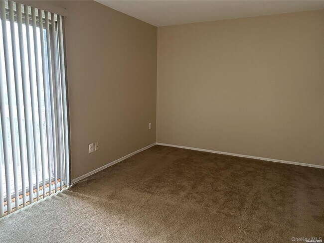 Building Photo - 26 Bailey Ct