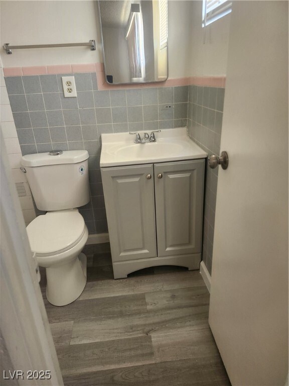 Building Photo - 559 San Pablo Dr