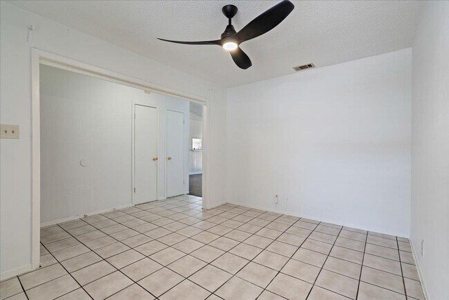 Building Photo - 12306 Hickorystick Cove