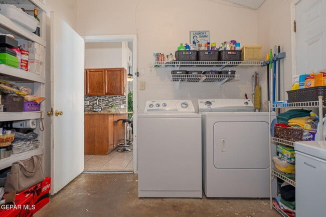 Building Photo - 11464 Beach Front Dr