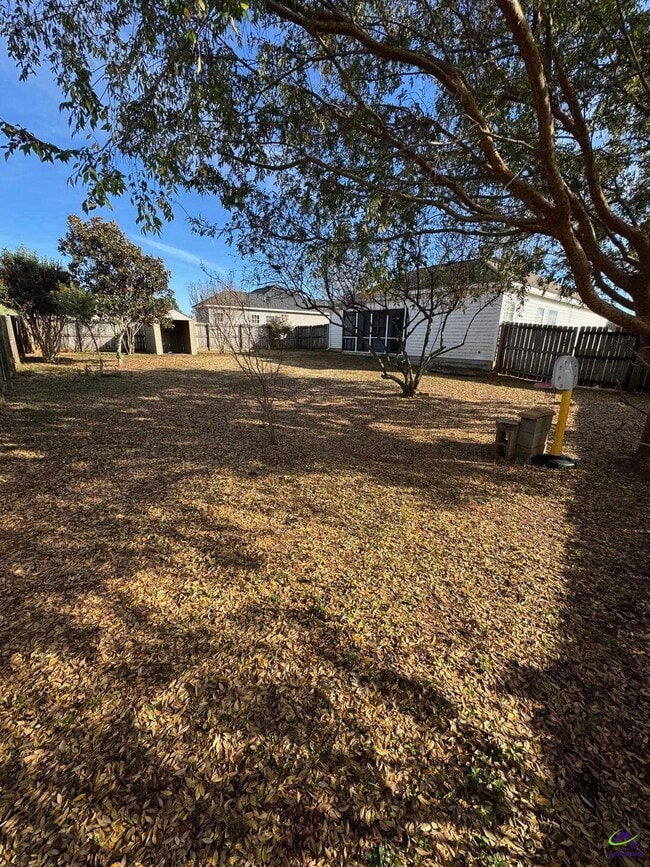 Building Photo - 302 Tug Ct