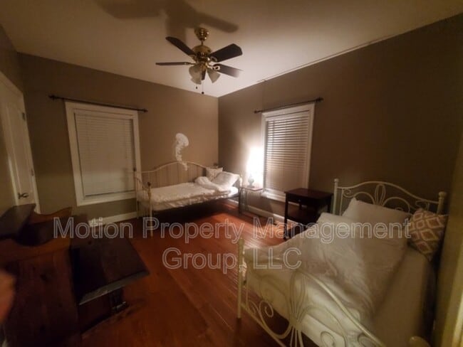 Building Photo - 682 E Mourning Dove Ct