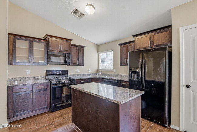 Building Photo - 4976 Joe Castillo St