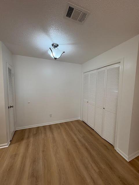 Building Photo - 100 Kazmira Ct