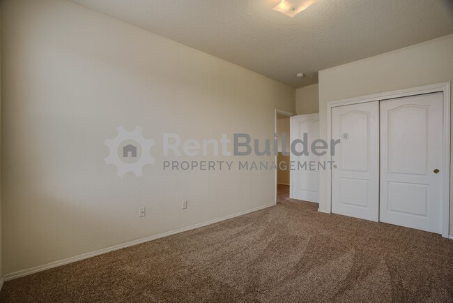 Building Photo - LEASE PENDING – PLEASE APPLY AT YOUR OWN D...