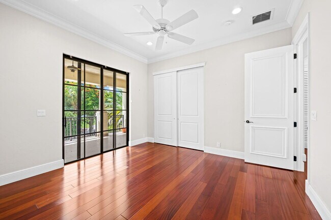 Building Photo - 7040 Long Leaf Dr