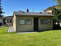 Building Photo - 1441 E 12th Ave