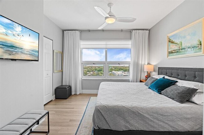 Building Photo - 1771 Ringling Blvd