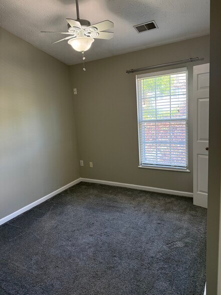Building Photo - 6622 Cambria Ter