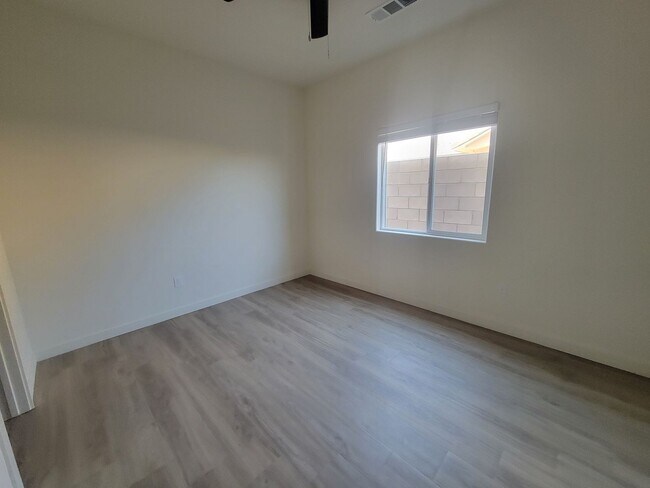 Building Photo - 8501 Grandy St