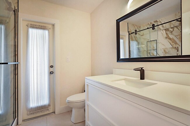 Building Photo - 11337 Little Bear Way