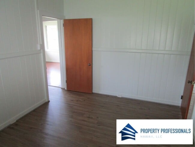 Building Photo - Newly Renovated home in Hilo