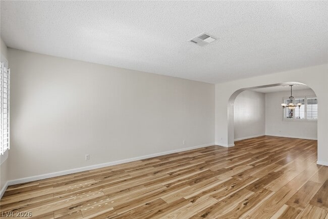 Building Photo - 3321 Basque St