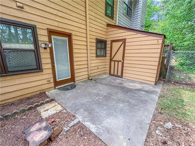 Building Photo - 7040 Sand Wedge Cir