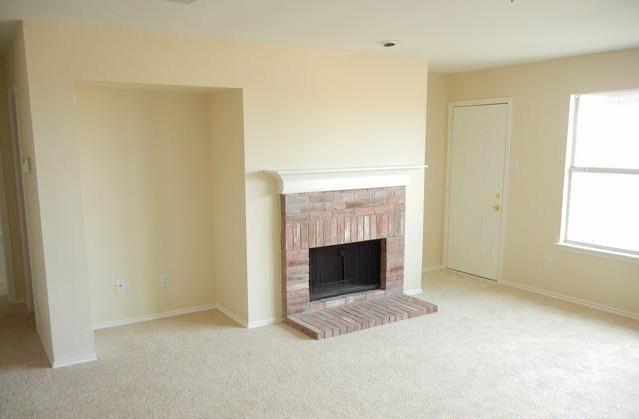 Building Photo - 2809 Terrace Dr