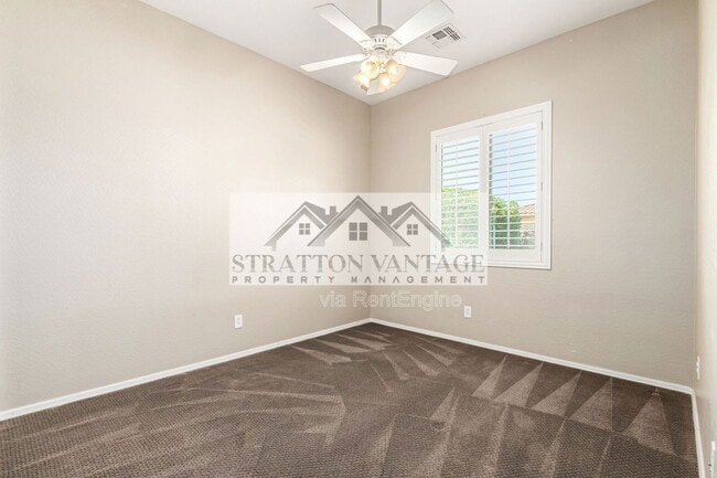 Building Photo - 21004 E Sunset Dr