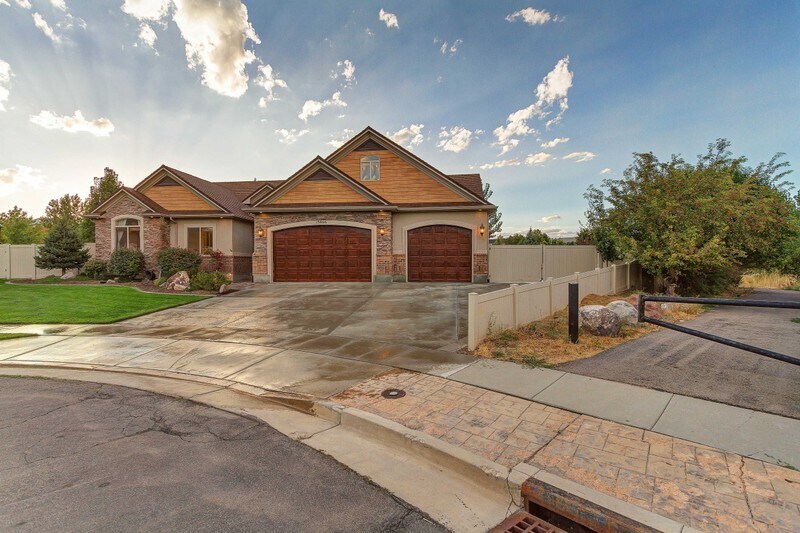Building Photo - 13866 Markham Peak Cir