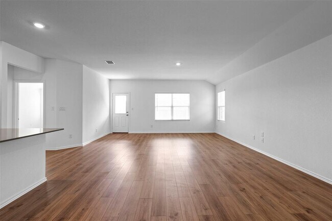 Building Photo - 312 Alamito Ave