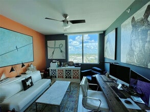 Building Photo - 315 NE 3rd Ave