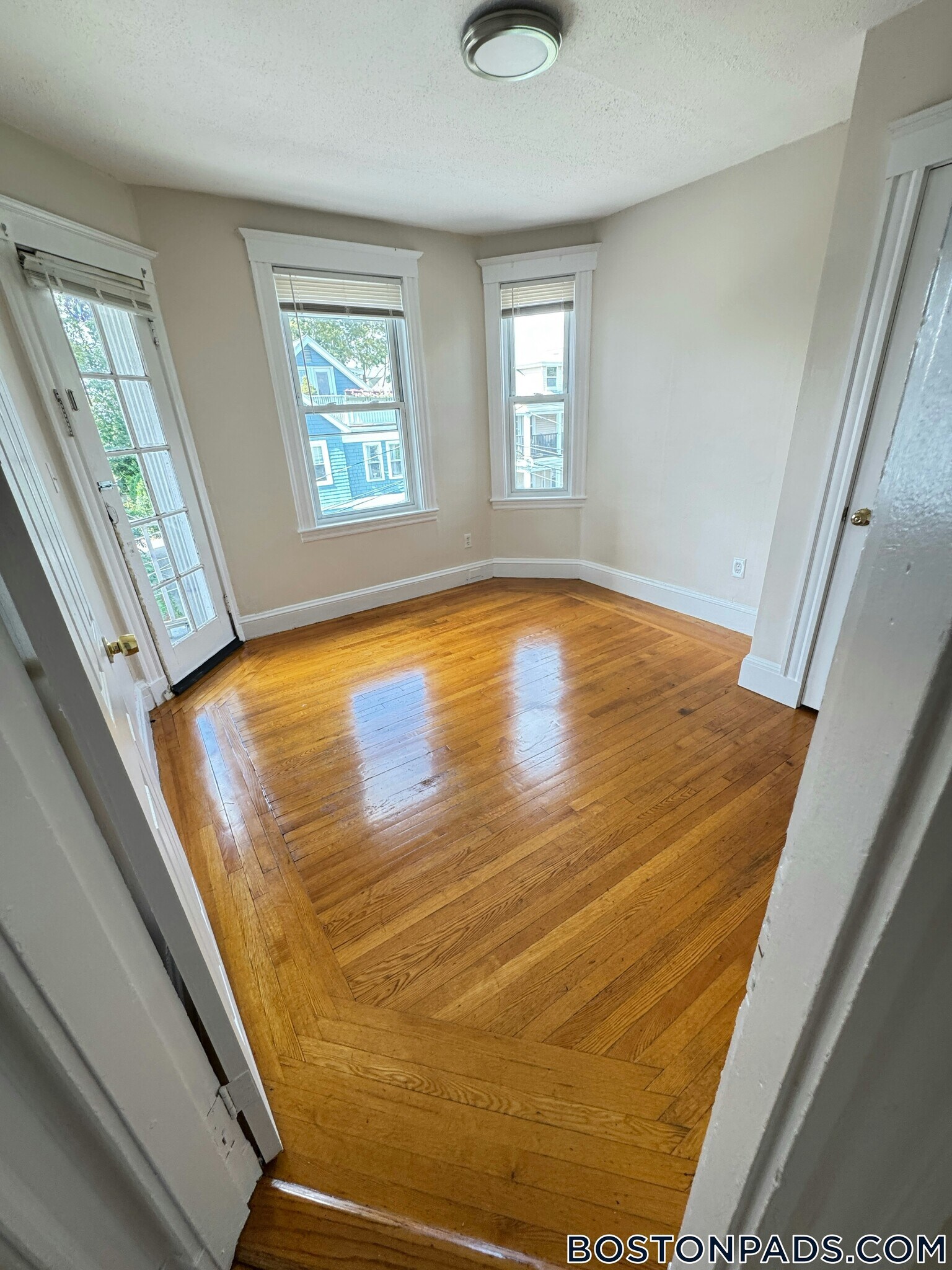 Building Photo - 41 Atkins St